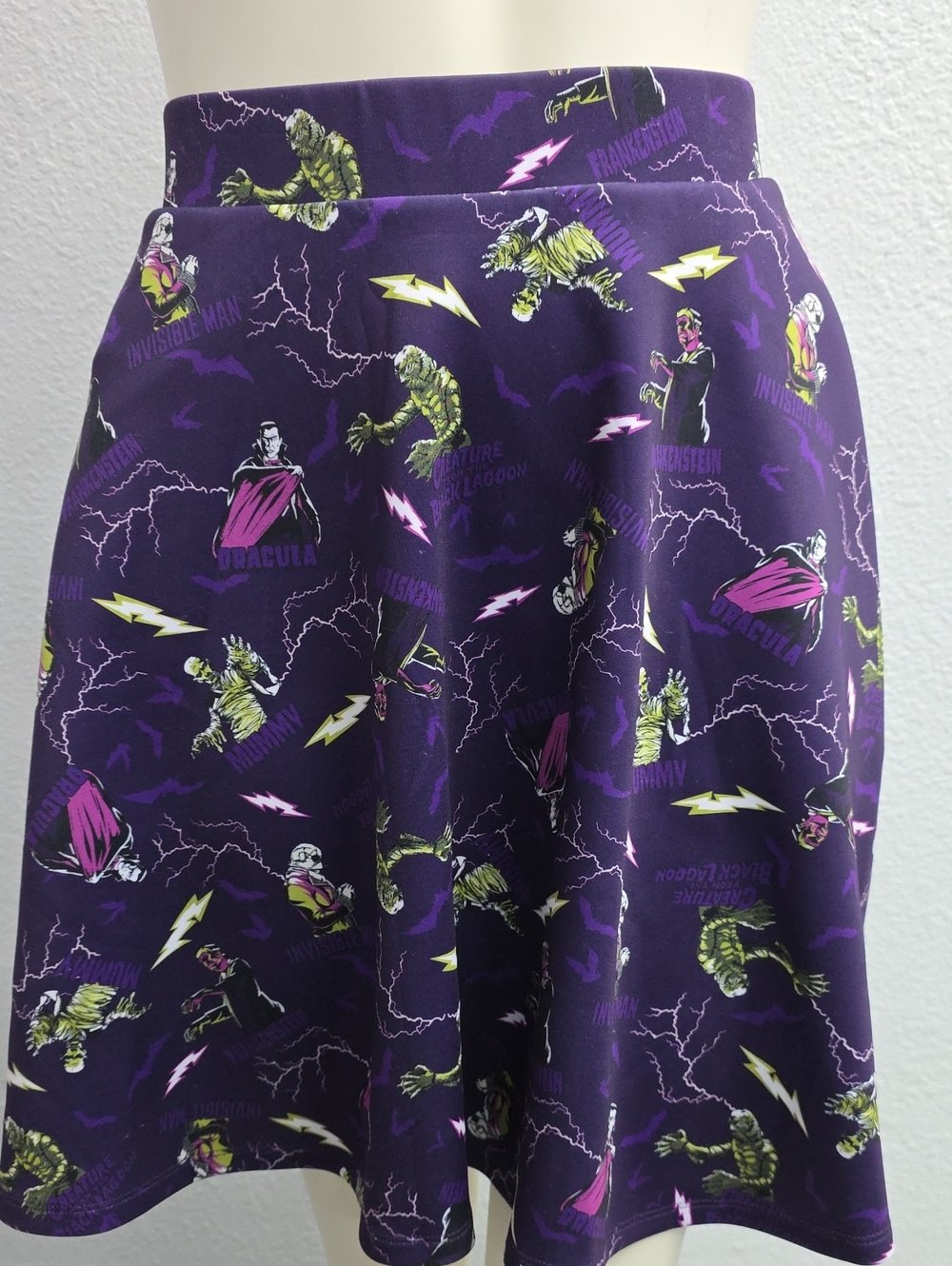 Universal Studios Monsters Dracula Mummy Creature Skater Skirt Size 14-16 NWOT